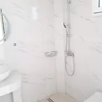 Apartment Mare Front Haraki