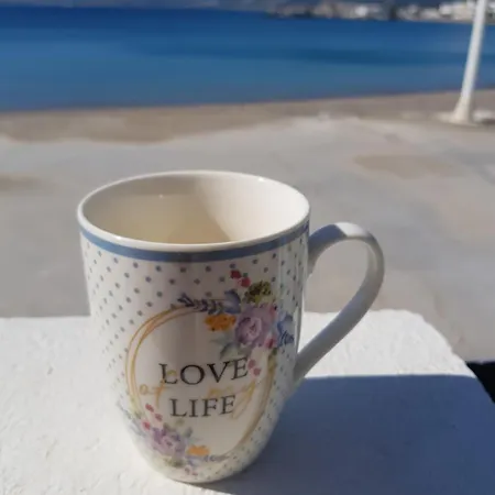 Mare Front Appartement Haraki