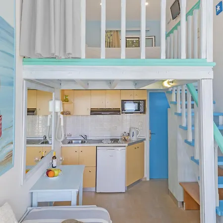 Mare Front Appartement Haraki