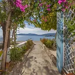 Apartment Mare Front *