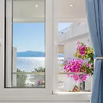 Mare Front Apartment