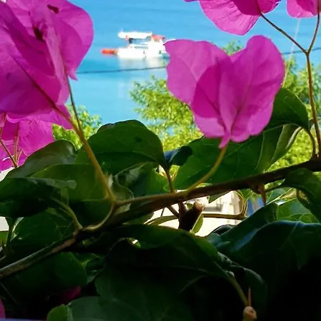 Mare Front Apartamento Charaki